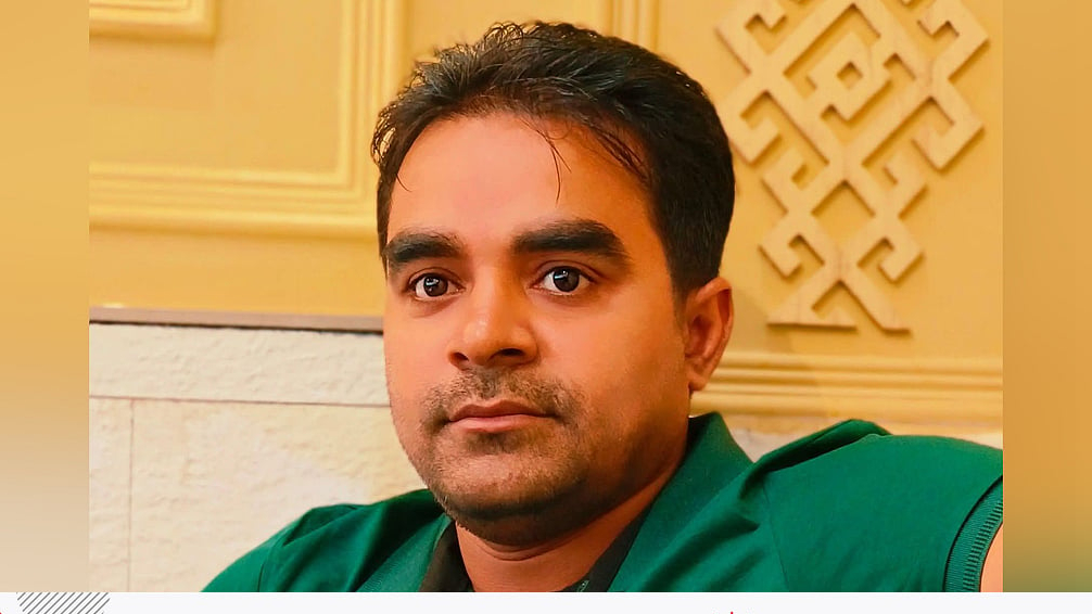 জোর করে নালার সংস্কারকাজ করিয়ে ২০-৫০ হাজার টাকা করে নেন নয়নের অনুসারীরা