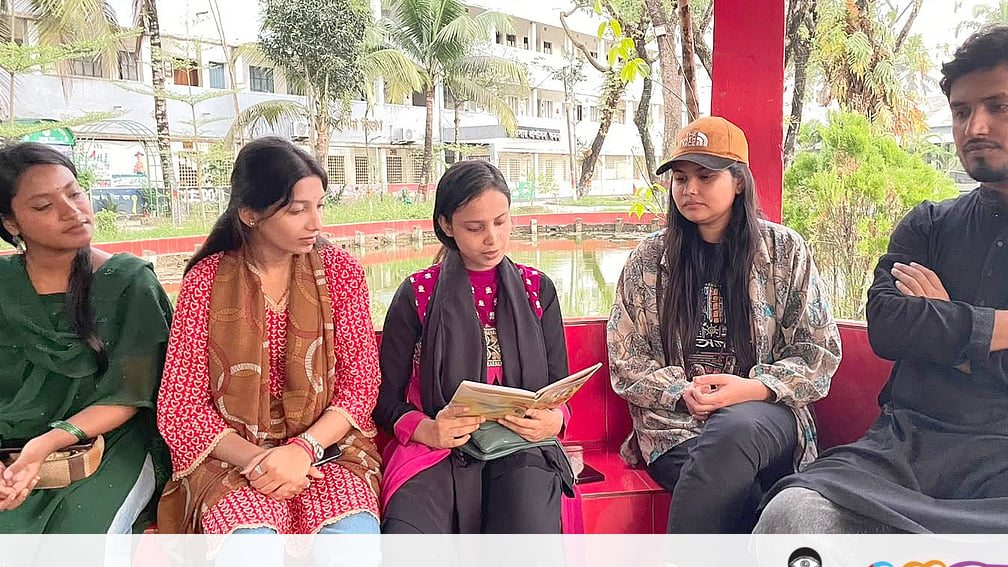 ‘নন্দিত নরকে’: মধ্যবিত্ত পরিবারের জটিলতা ও মানবিক বেদনার গভীর চিত্র